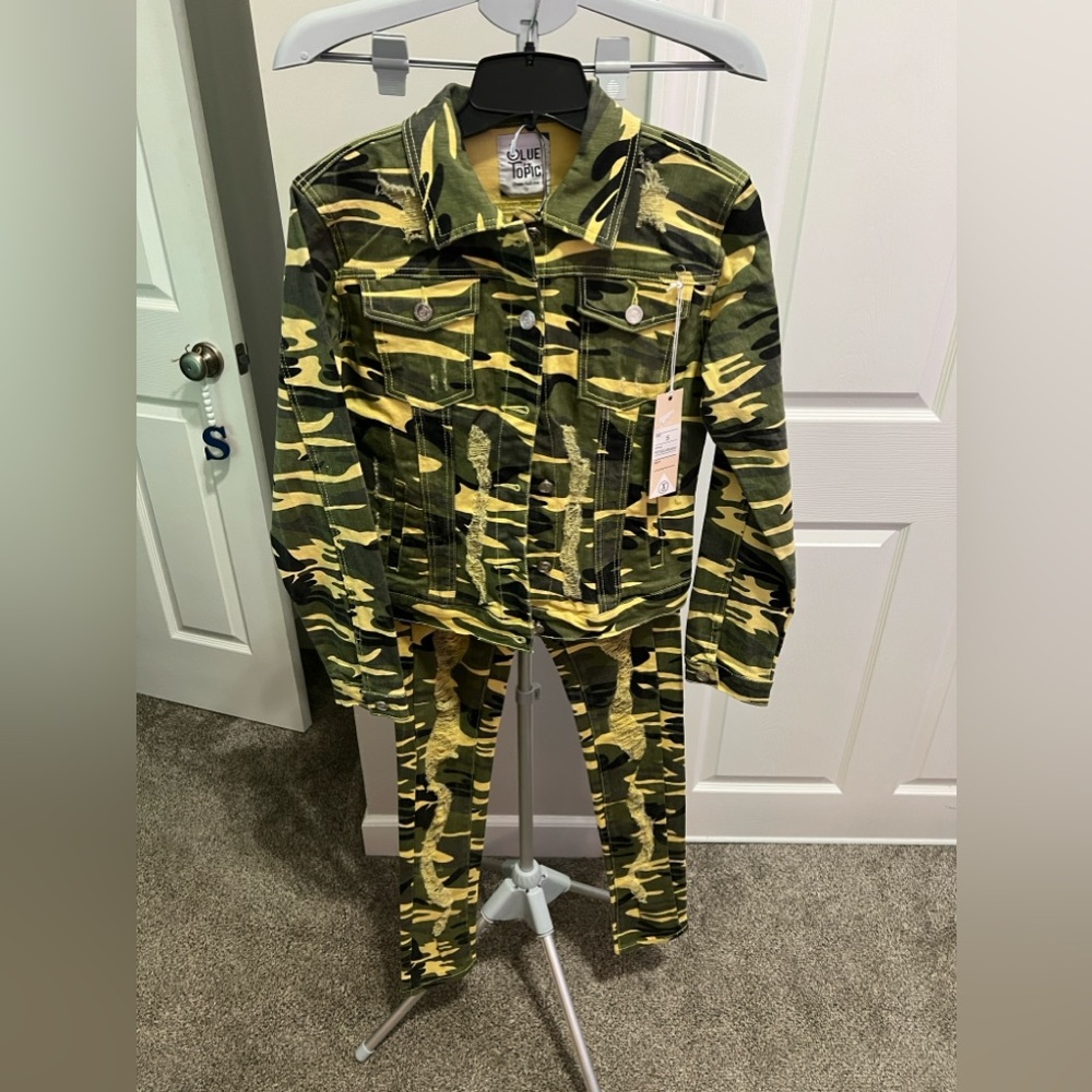 Blue Topic Yellow & Green Camo Denim Jacket & Matching Pants Size Small-…